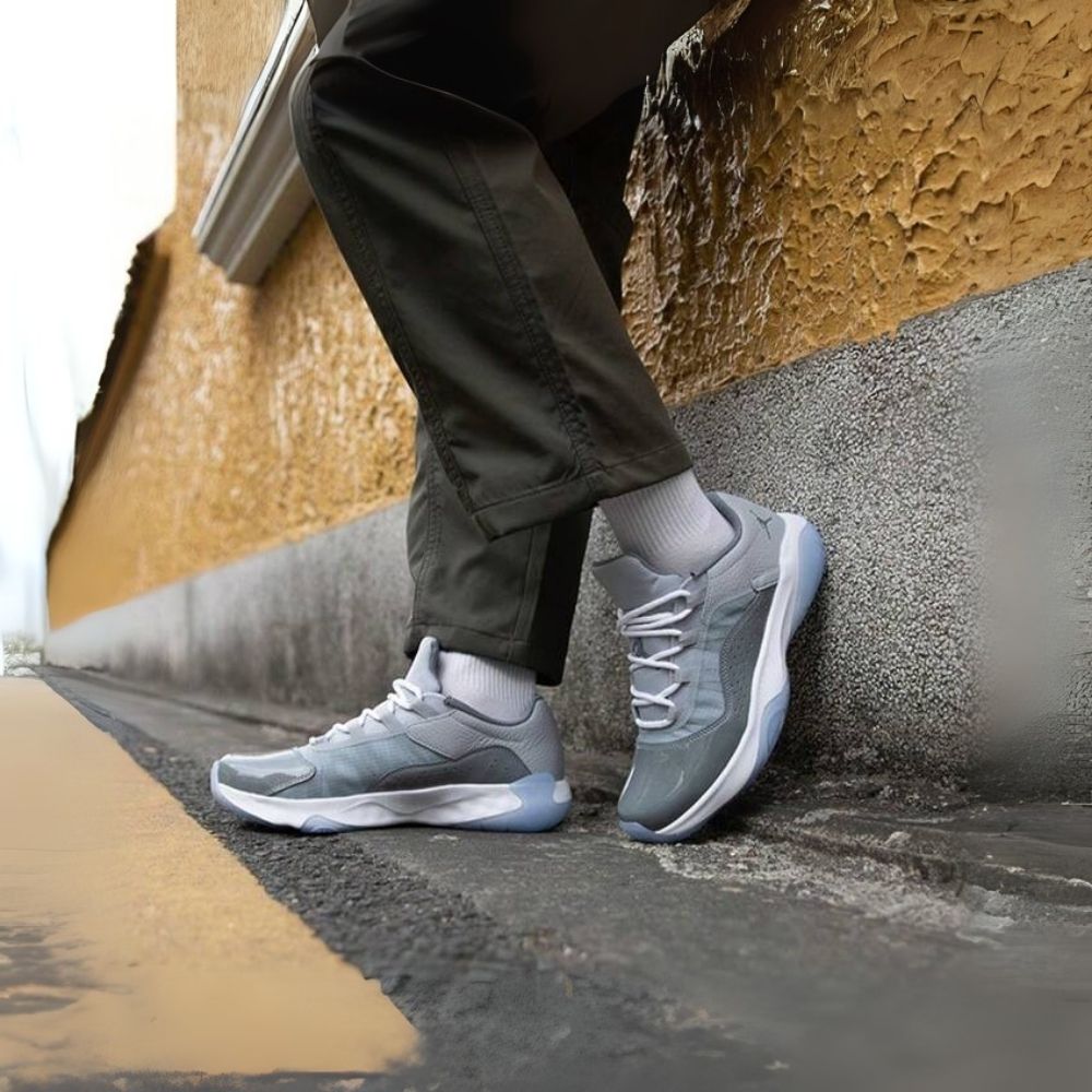 Air Jordan 11 CMFT Low Wolf Grey White